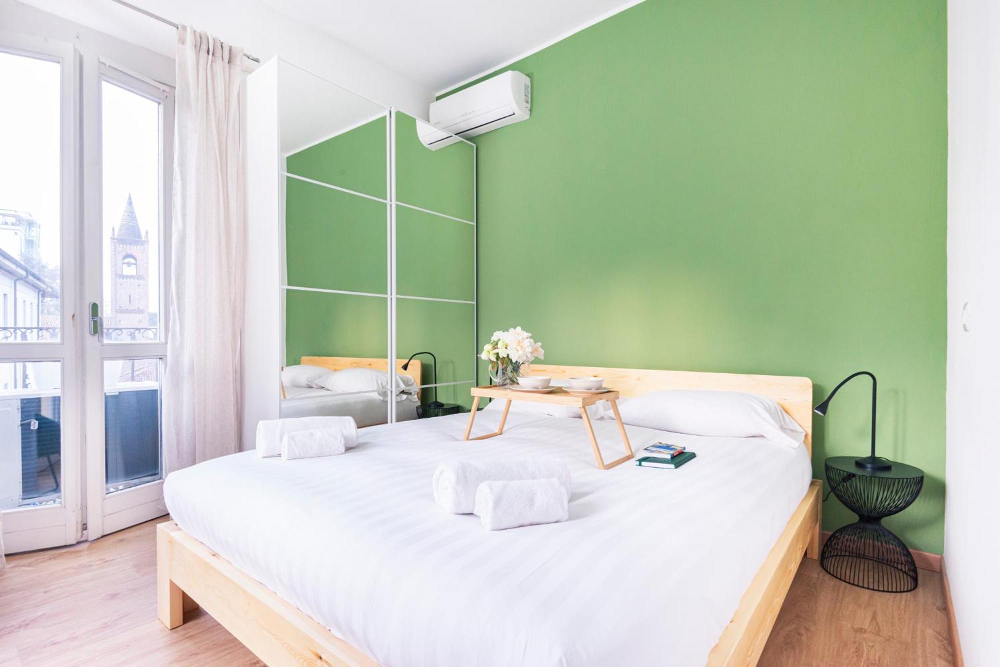 Amazing Flat Near Duomo & Colonne Di San Lorenzo By Easylife ミラノ エクステリア 写真