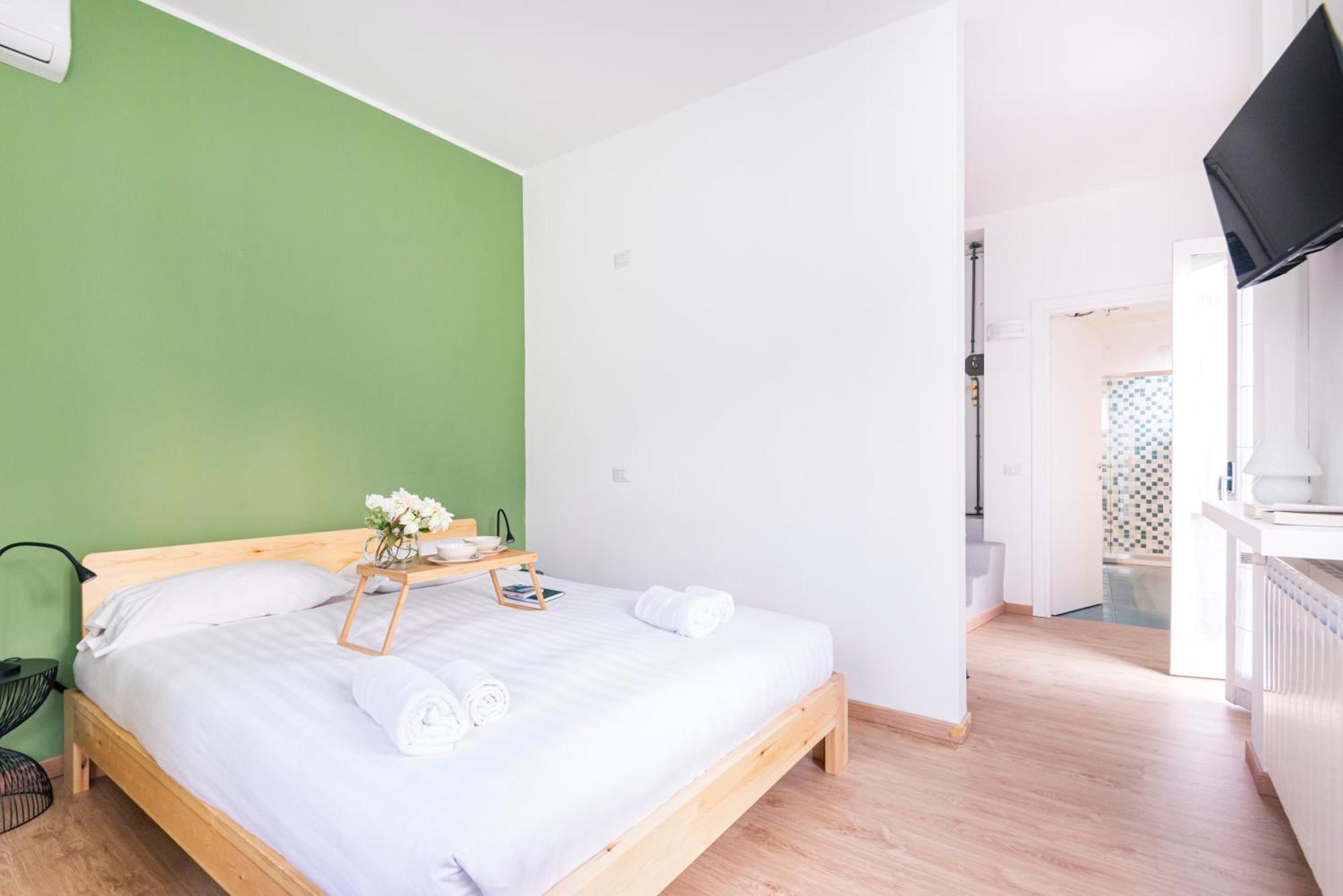 Amazing Flat Near Duomo & Colonne Di San Lorenzo By Easylife ミラノ エクステリア 写真